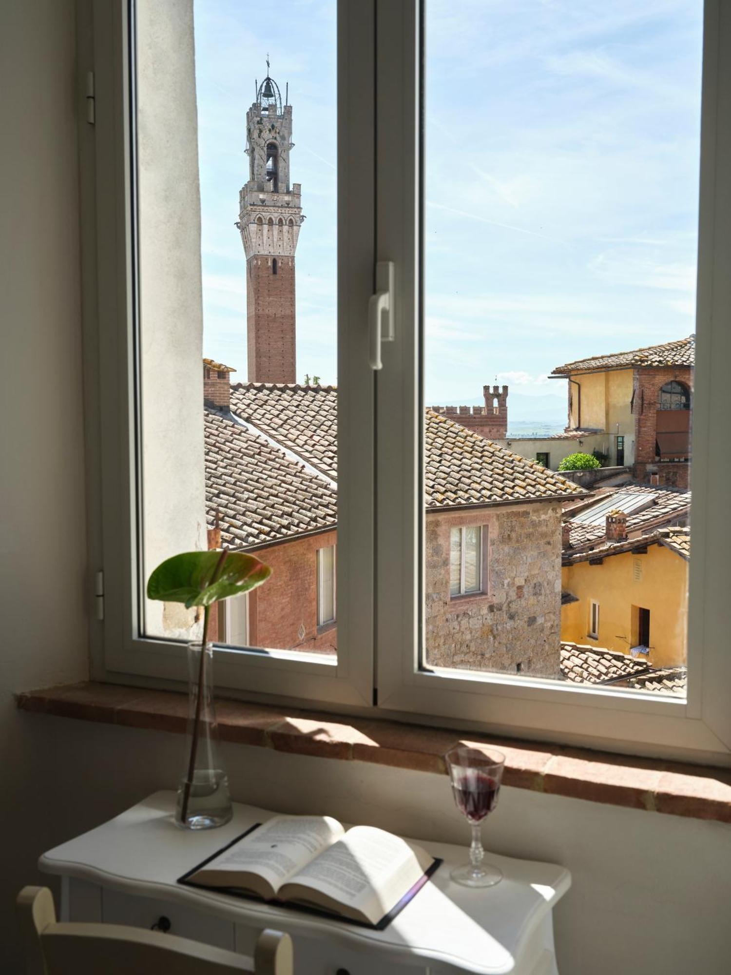 I Terzi Di - Only 2* Siena