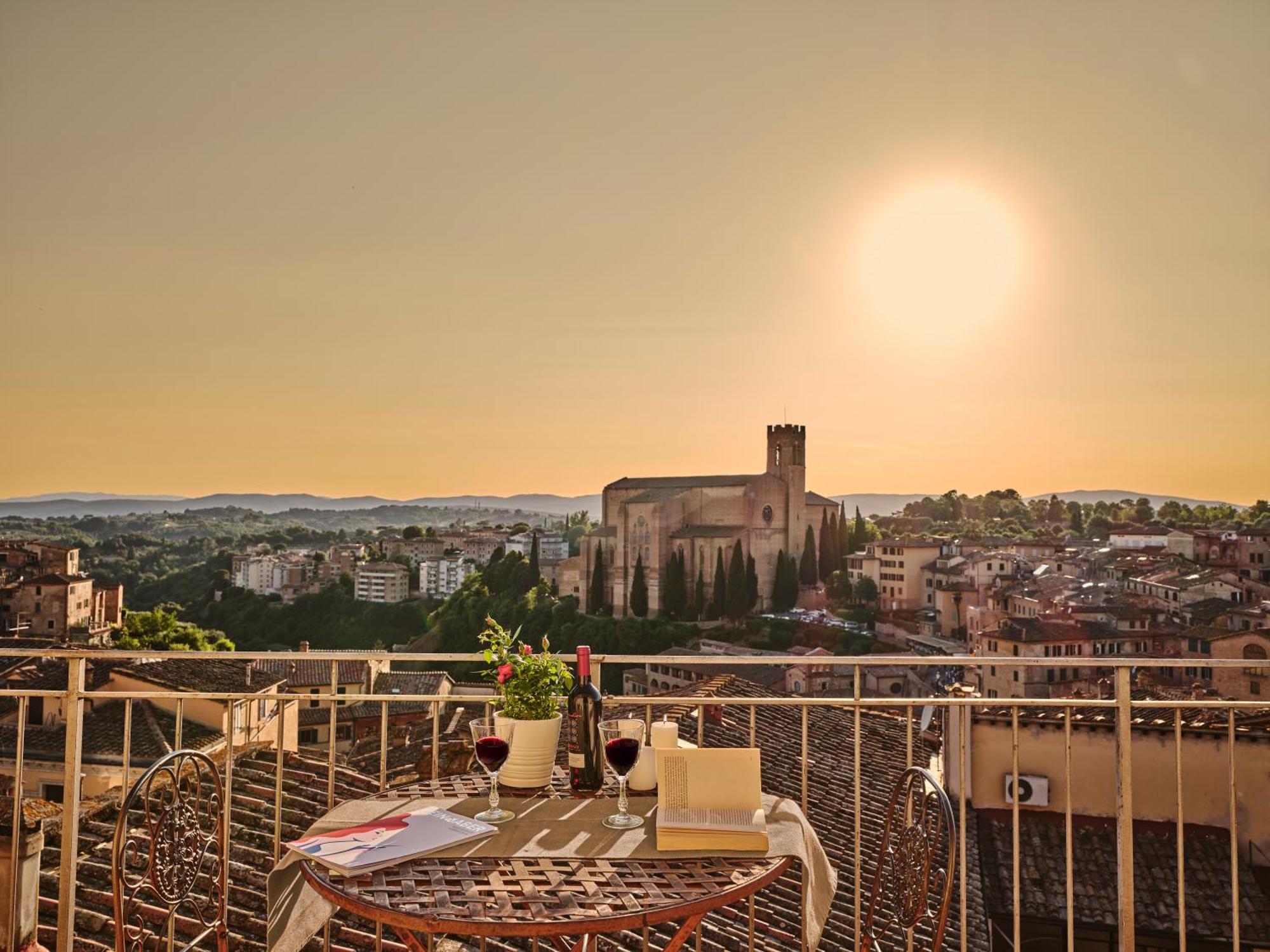 I Terzi Di - Only 2* Siena